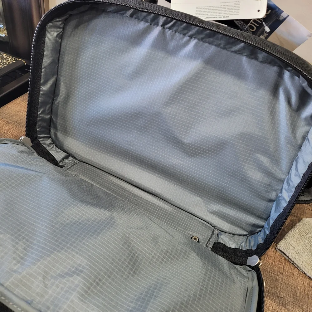 Samsonite Black Unisex Bag